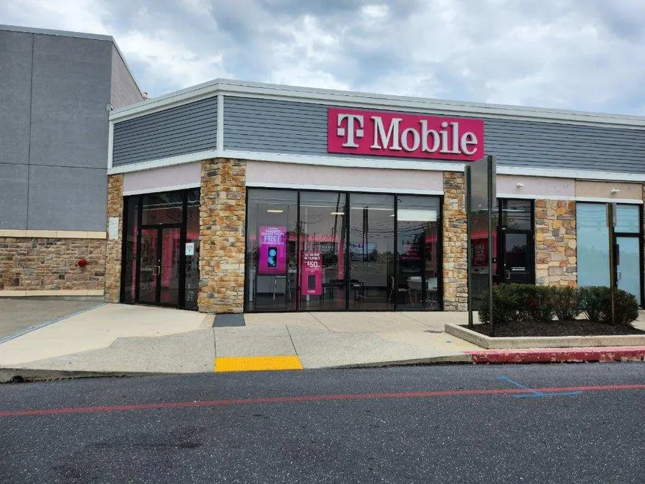  Exterior photo of T-Mobile Store at Colonial Commons, Harrisburg, PA 