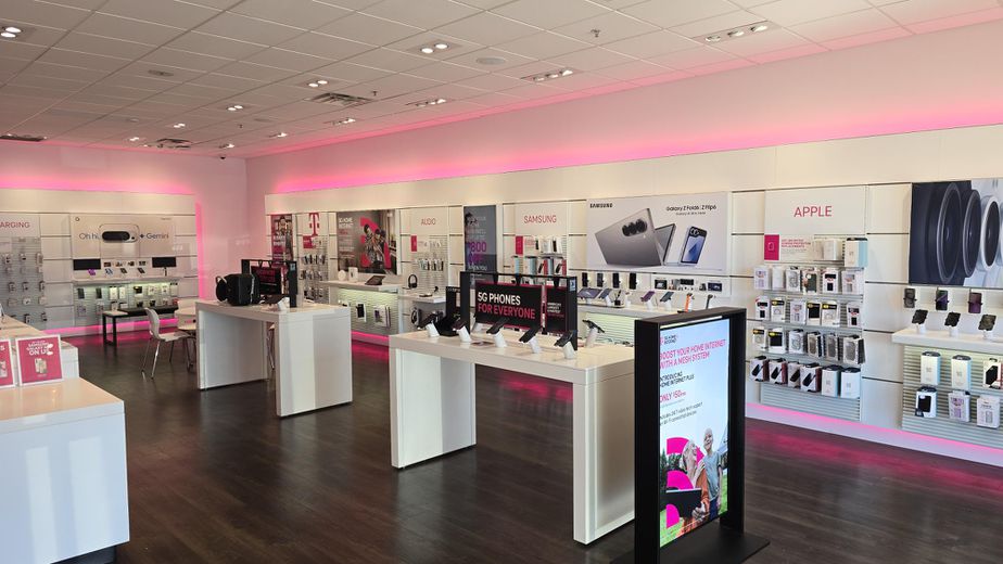 Interior photo of T-Mobile Store at Wilma Rudolph Blvd & Needmore Rd, Clarksville, TN