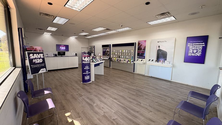 Metro by T-Mobile 3205 Union St - 3205 Union St 