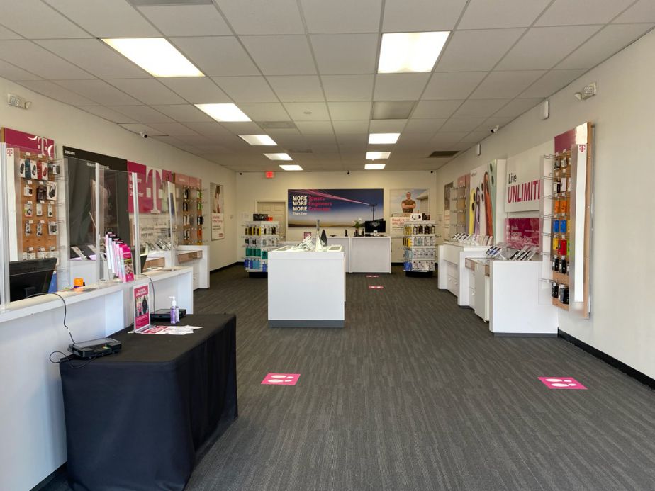 Interior photo of T-Mobile Store at Dillingham Sq & Smoketown Rd, Woodbridge, VA