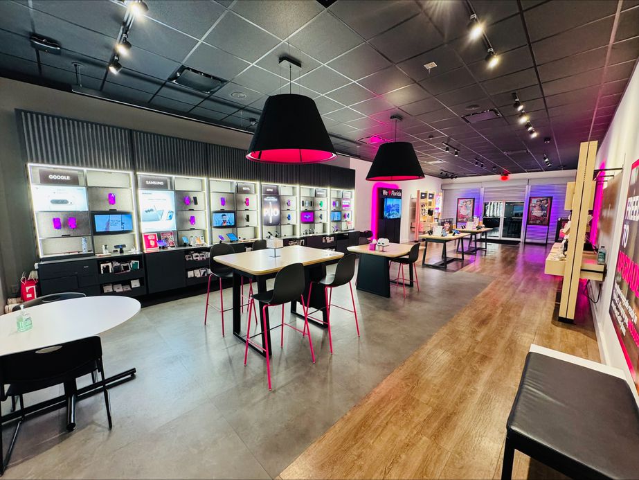 Interior photo of T-Mobile Store at W Colonial Dr & Dorscher Rd, Orlando, FL