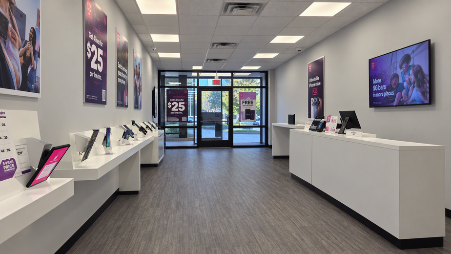 Metro by T-Mobile 1336 Broadway - 1336 Broadway 