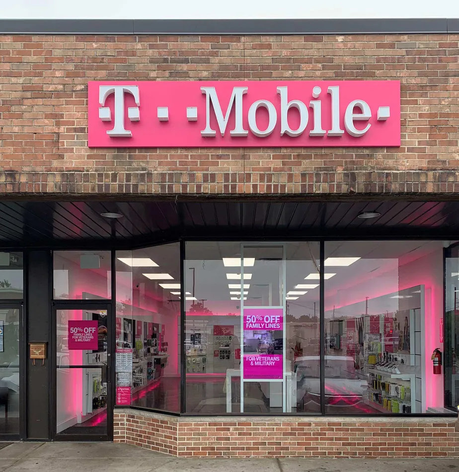 Exterior photo of T-Mobile store at Livingston St & Pegasus Ave 2, Northvale, NJ