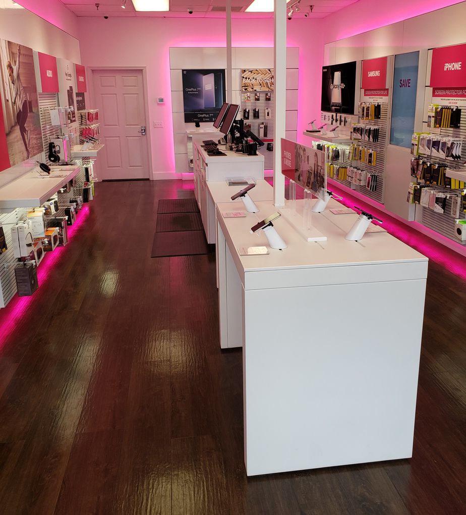 Interior photo of T-Mobile Store at Baldwin Blvd & Orchard Dr, Shamokin Dam, PA