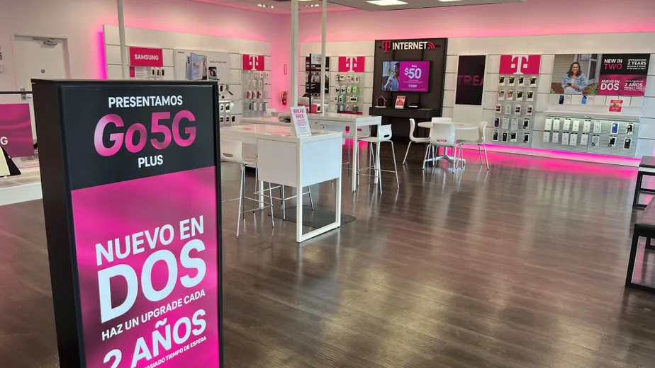  Interior photo of T-Mobile Store at Melrose & Hacienda, Vista, CA 