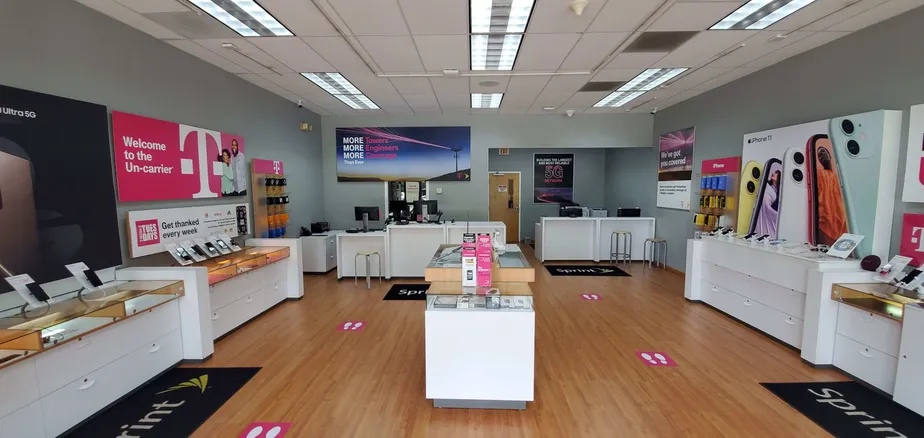 Interior photo of T-Mobile Store at Monticello Ave & News Rd, Williamsburg, VA