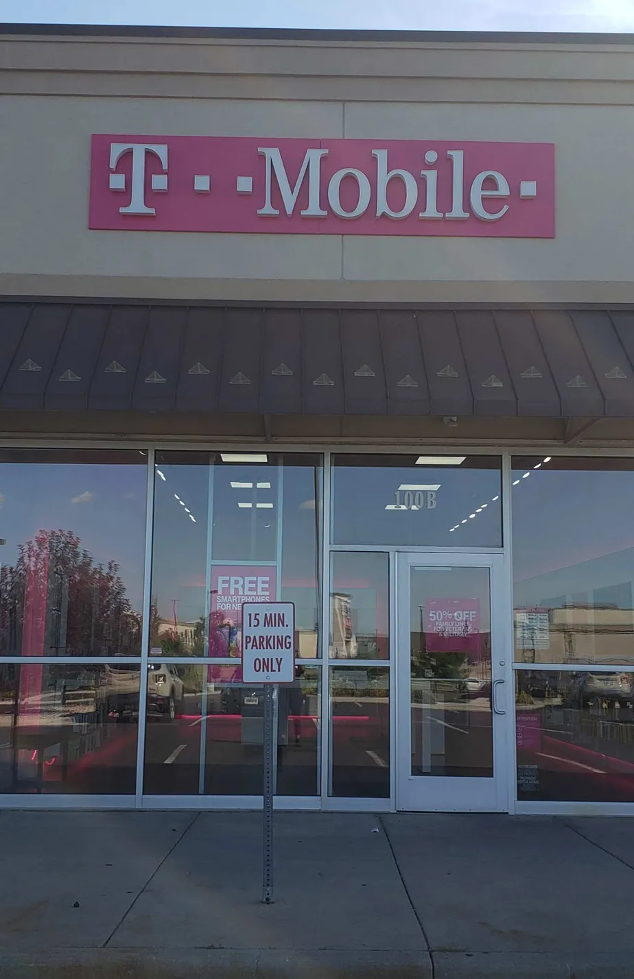  Exterior photo of T-Mobile store at Frontier Mall Dr & Prairie, Cheyenne, WY 
