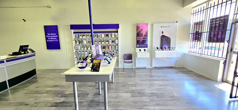 Metro by T-Mobile 4205 Little York Rd - 4205 Little York Rd 