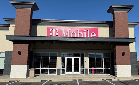 Exterior photo of T-Mobile Store at Airport Road, Allentown, PA