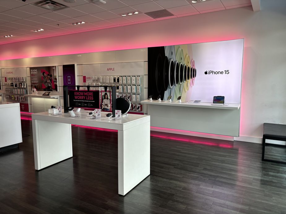 Interior photo of T-Mobile Store at Peachtree Blvd & Johnson Ferry Rd, Chamblee, GA