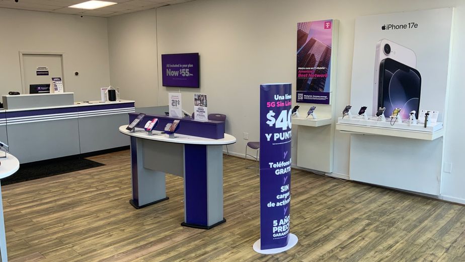 Metro by T-Mobile 5575 Troy Pike - 5575 Troy Pike 