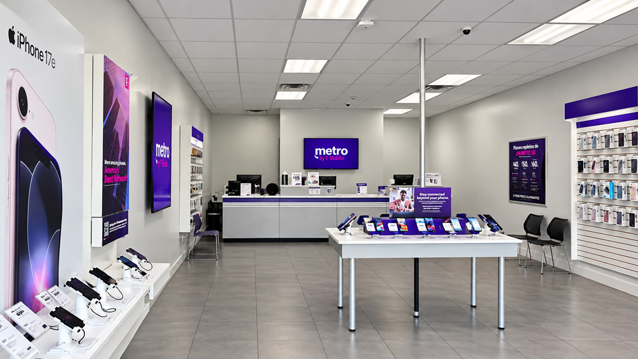 Metro by T-Mobile 3408 NW 79th St - 3408 NW 79th St 