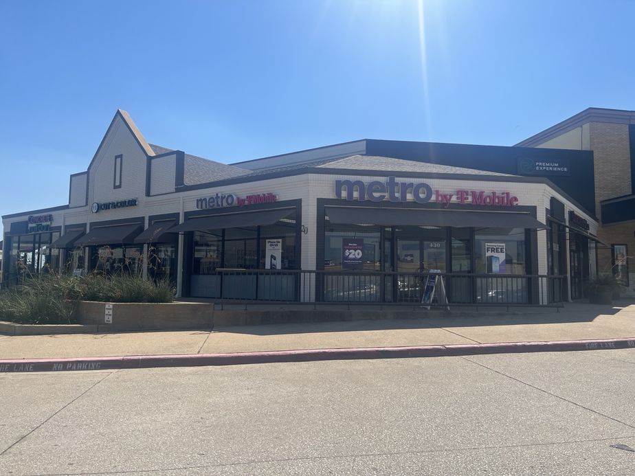 Metro by T-Mobile 2220 Airport Fwy - 2220 Airport Fwy