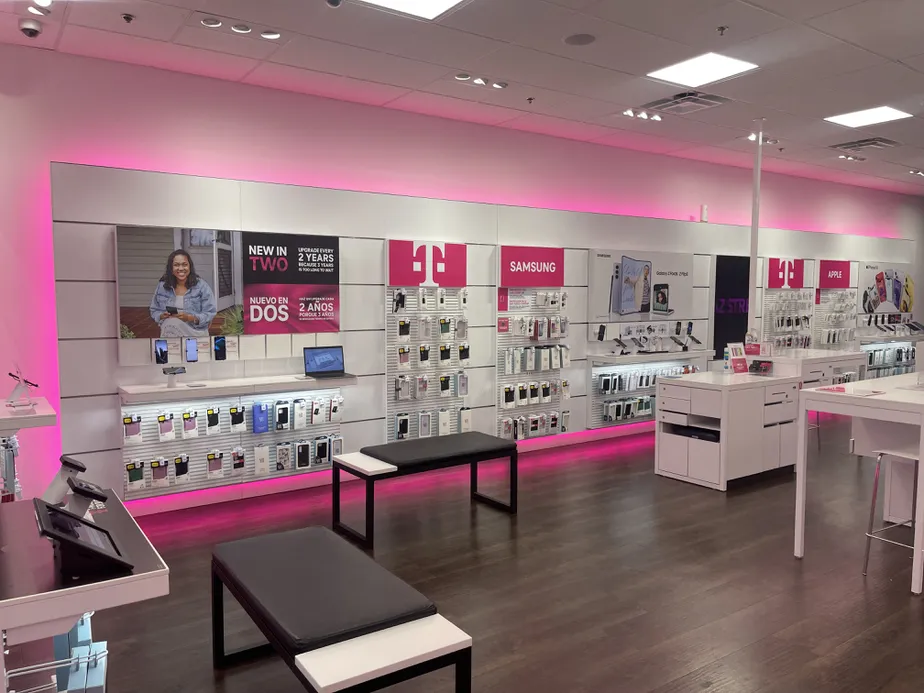 Interior photo of T-Mobile Store at Century Plaza, Orlando, FL