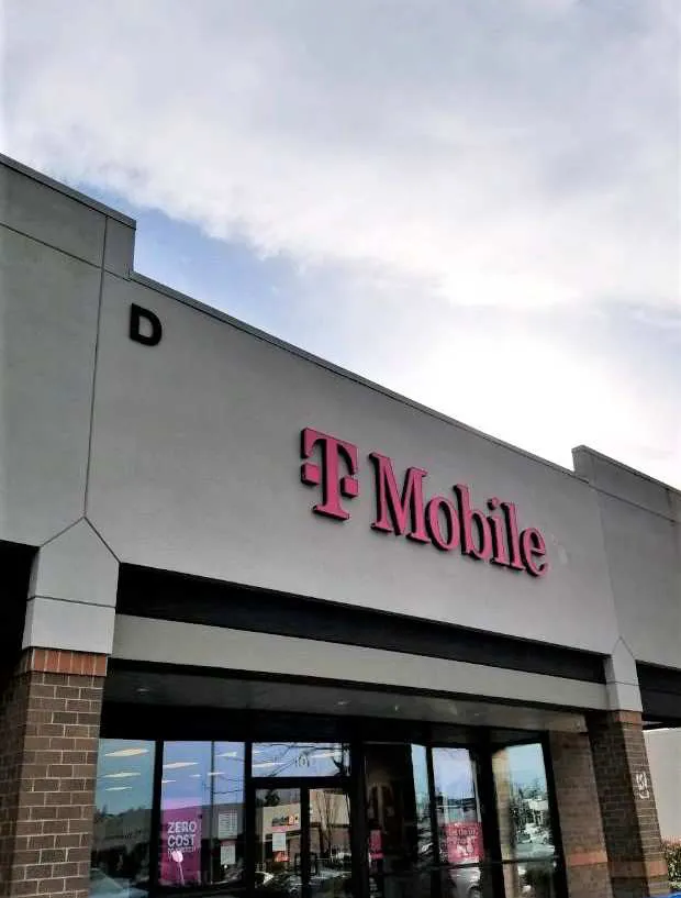 Exterior photo of T-Mobile store at Chkalov Dr & Se 5th St, Vancouver, WA
