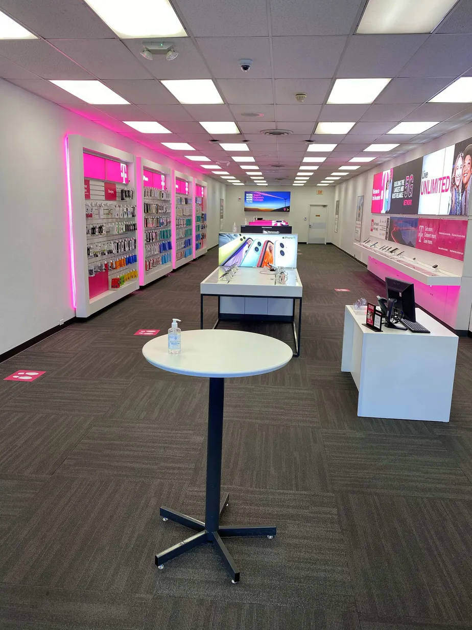 Interior photo of T-Mobile Store at Van Fleet Dr & Blount St, Bartow, FL