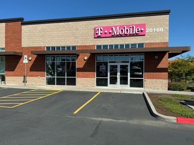 T-Mobile Authorized Retailer