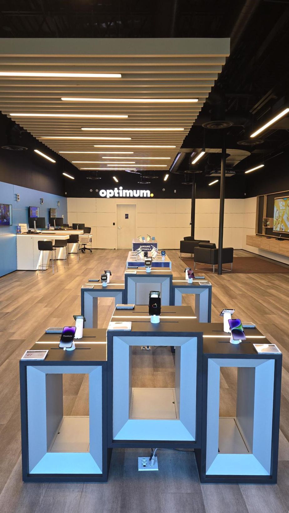  Tyler Troup 8551 Inside Store 1.jpg 