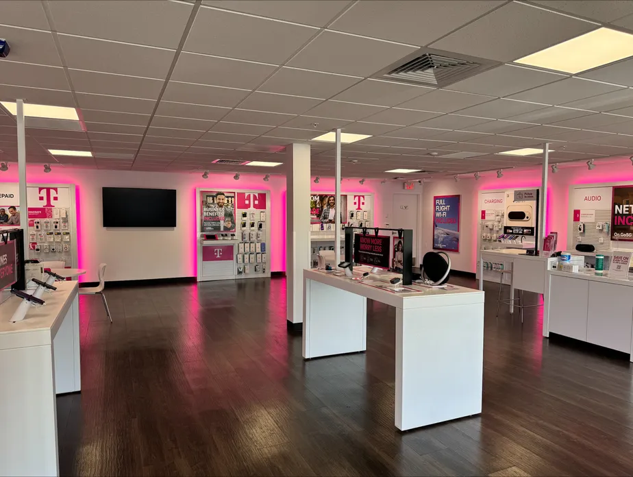  Interior photo of T-Mobile Store at Kauai Village Shopping Center, Kapaa, HI 