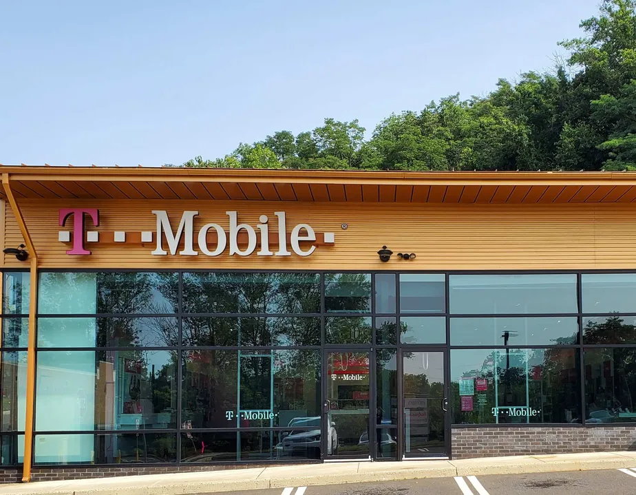  Exterior photo of T-Mobile store at Old York Rd & Church Rd, Elkins Park, PA 