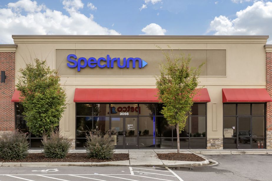Spectrum - 3056 S Horner Blvd 