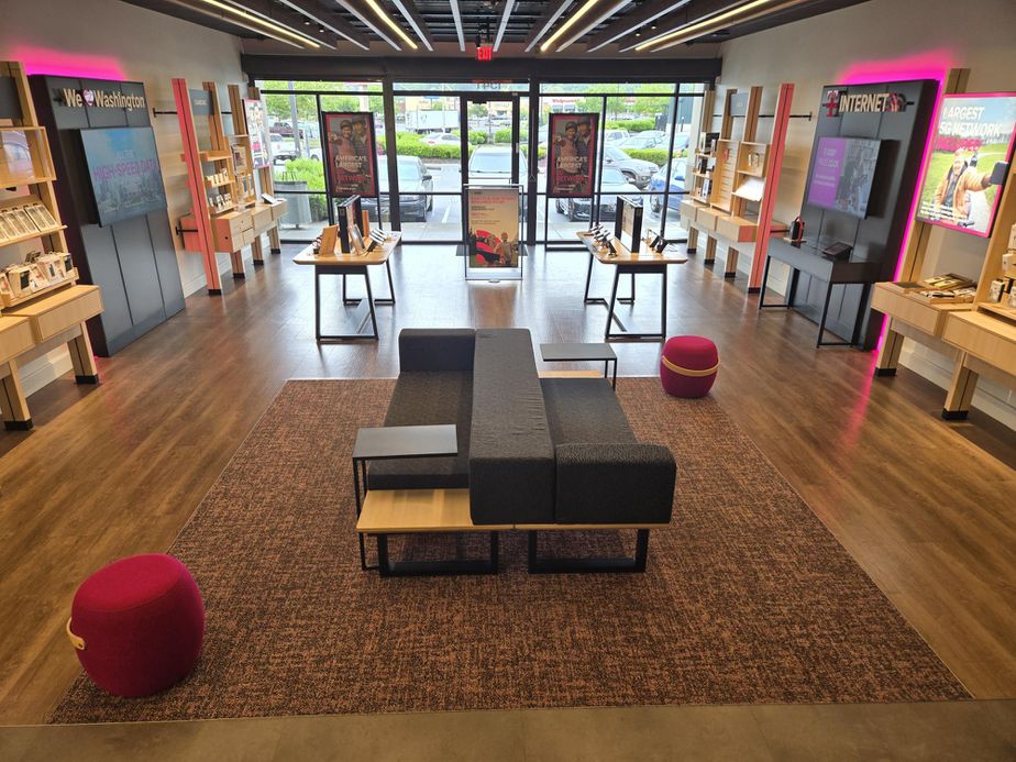 Interior photo of T-Mobile Store at NW Louisiana Ave, Chehalis, WA
