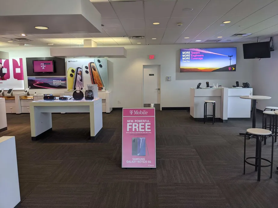 Interior photo of T-Mobile Store at US Hwy 280 & Lyndon Dr, Birmingham, AL