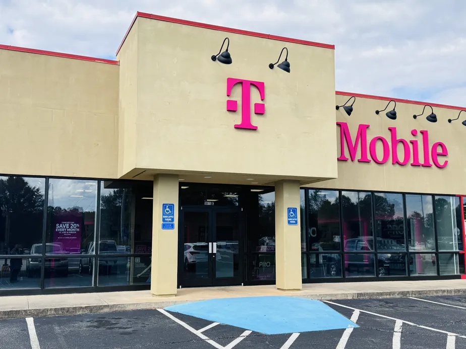  Exterior photo of T-Mobile Store at Gold Mine Shopping Center, Dahlonega, GA 