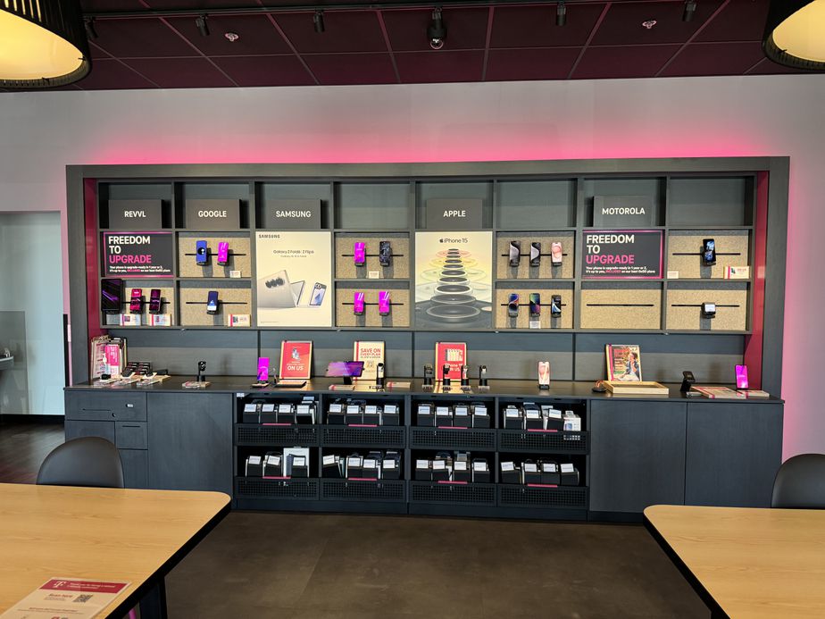 Interior photo of T-Mobile Store at Golden Hills Plaza, Paso Robles, CA