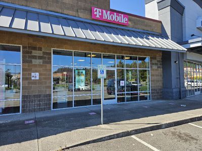 T-Mobile Authorized Retailer
