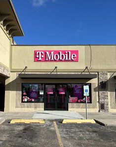 Exterior photo of T-Mobile Store at Las Palmas, Port Isabel, TX