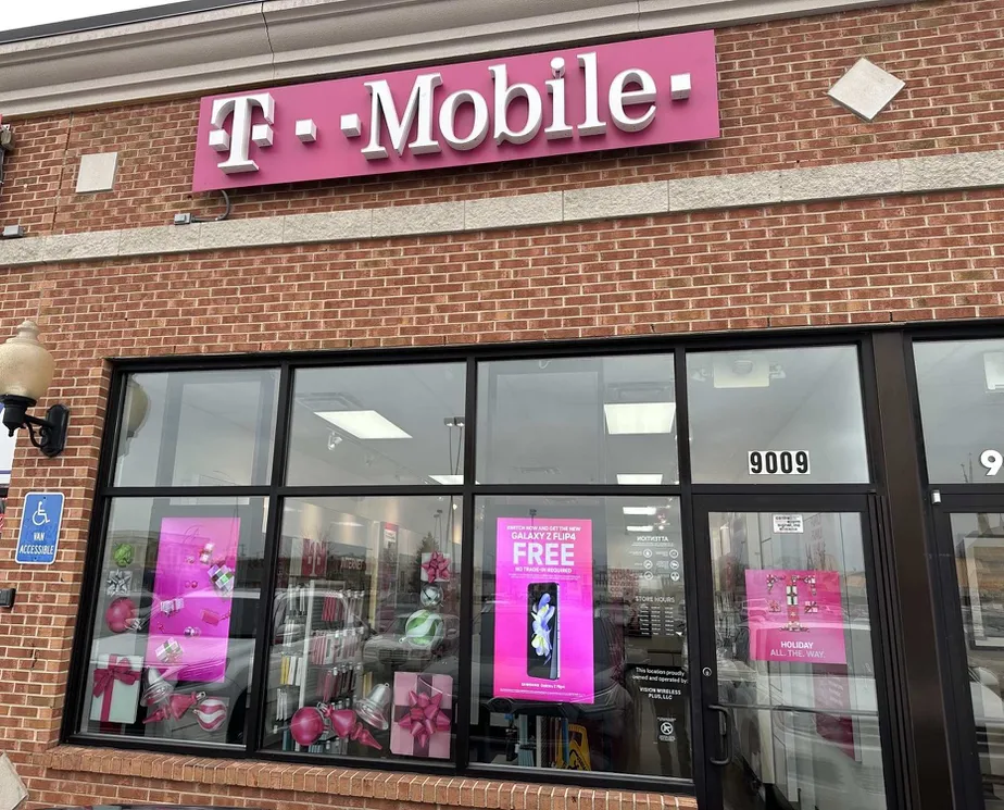 Exterior photo of T-Mobile Store at Joseph Campau & Jacob Street, Hamtramck, MI