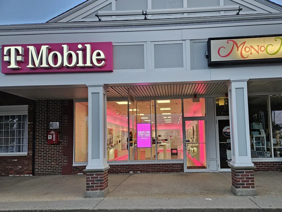  Exterior photo of T-Mobile Store at Marshfield Webster Square, Marshfield, MA 