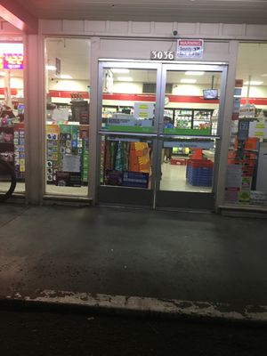 Image gallery for 7-Eleven