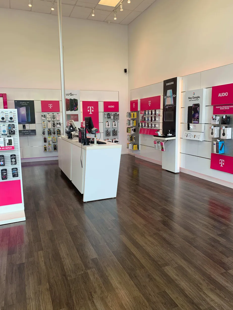 Interior photo of T-Mobile Store at SW Barrows & SW 154th, Beaverton, OR