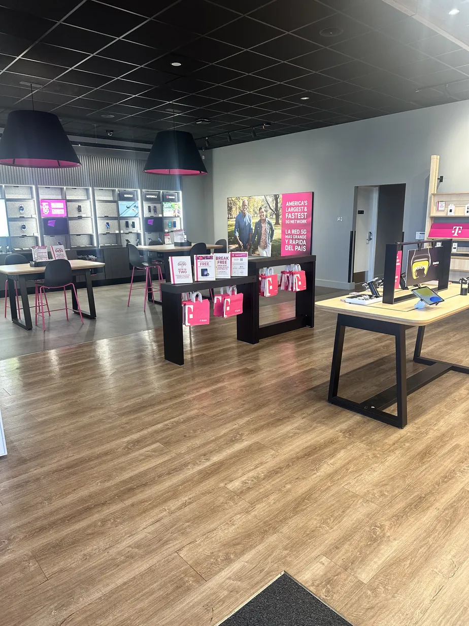  Interior photo of T-Mobile Store at N Figueroa St & S Ave 58, Los Angeles, CA 