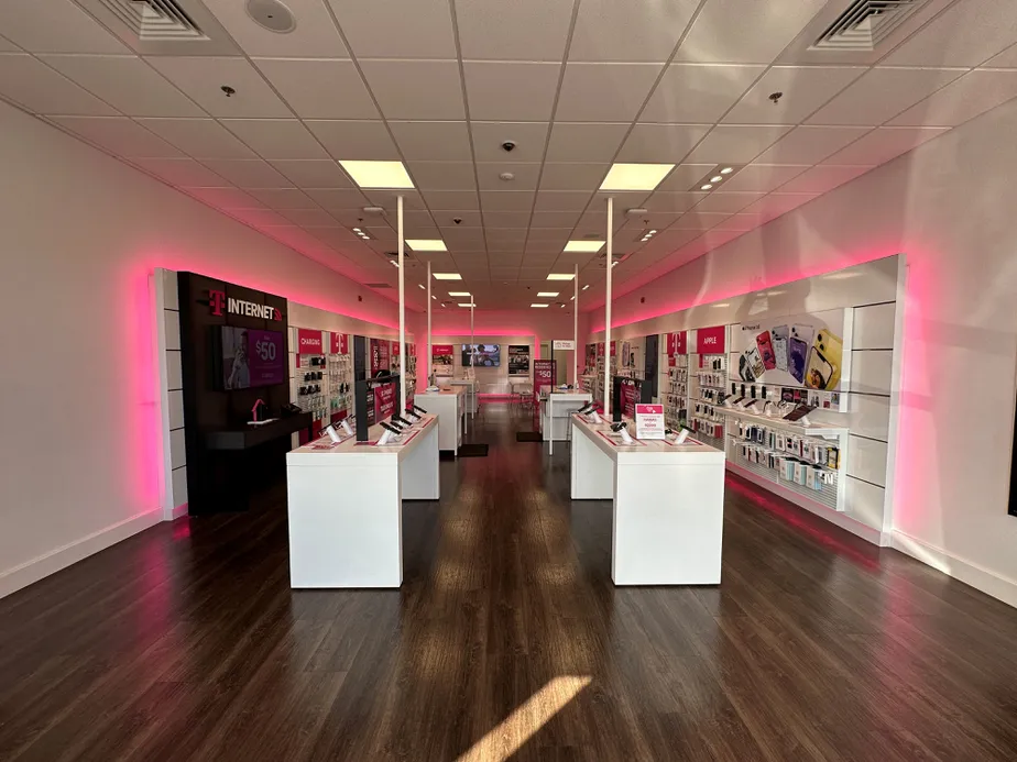 Interior photo of T-Mobile Store at Lincoln St & Country Club Blvd, Worcester, MA