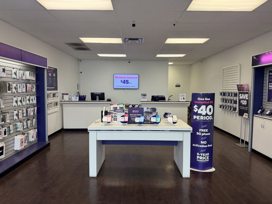 Metro by T-Mobile 133 E 1000 N - 133 E 1000 N 
