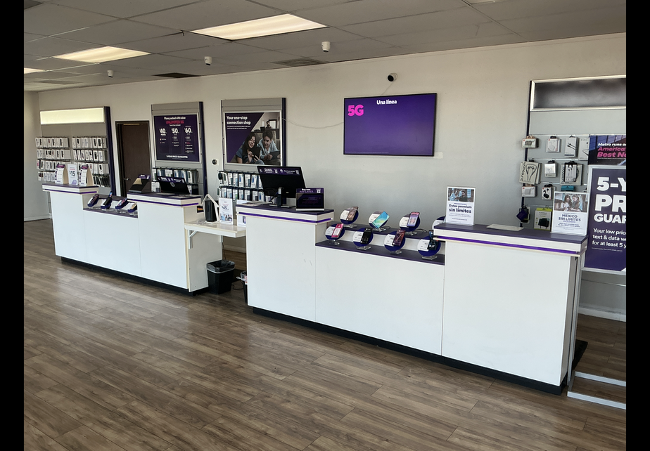 Metro by T-Mobile 14928 Seventh St - 14928 Seventh St 