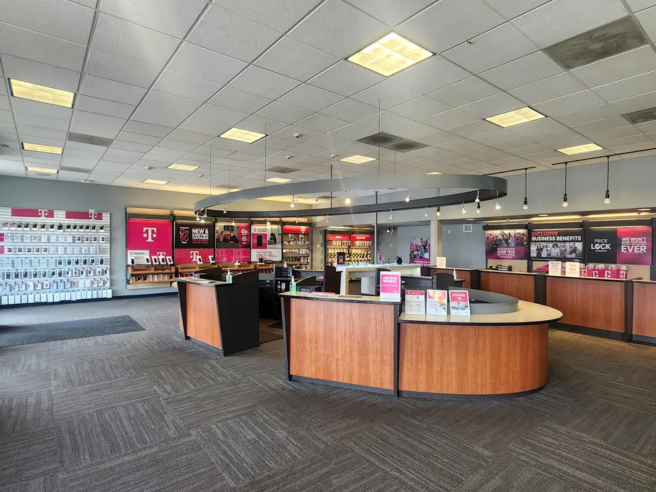 Interior photo of T-Mobile Store at University & Glen-Metro Centre, Peoria, IL