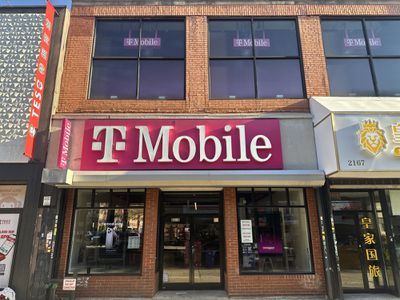 Image gallery for T-Mobile Roosevelt Ave & Main St