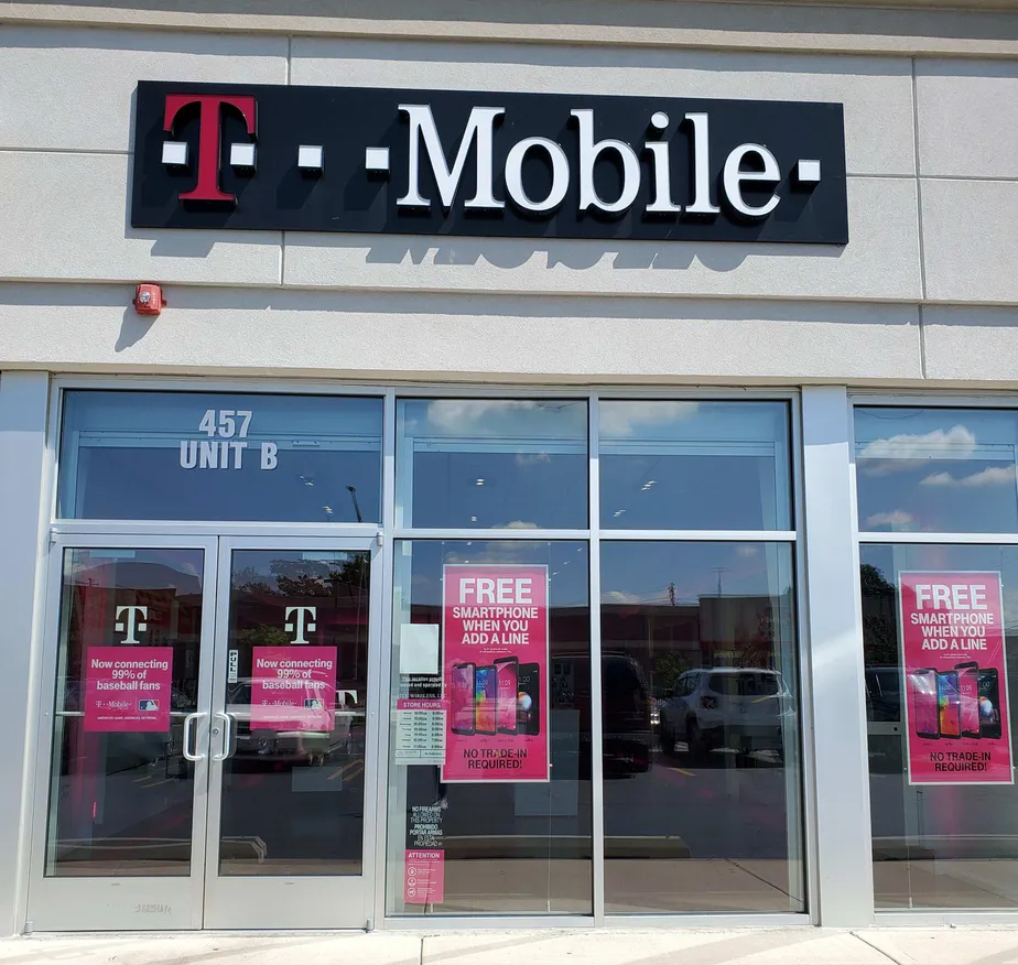 Exterior photo of T-Mobile store at Cass & Collins, Joliet, IL