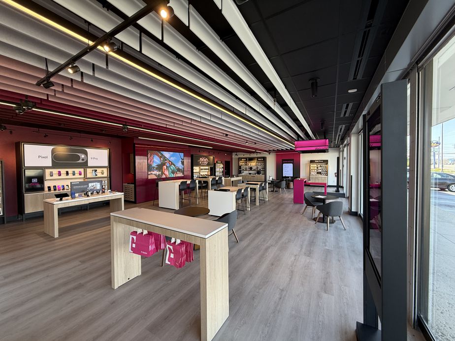 Interior photo of T-Mobile Store at Cassinelli Square, Cincinnati, OH