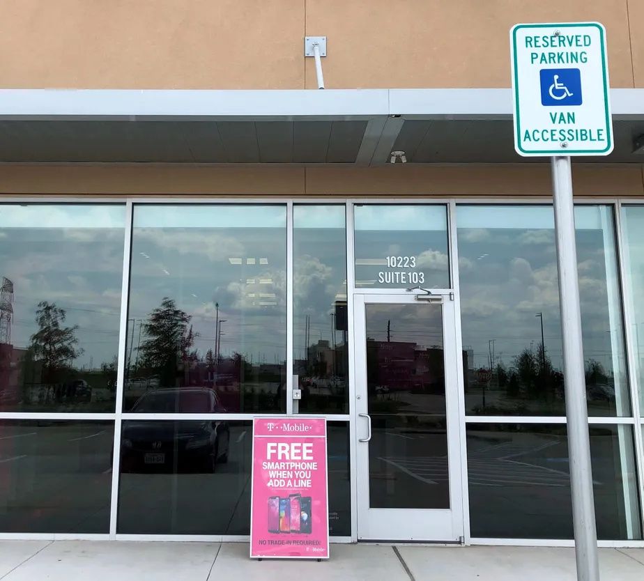 Exterior photo of T-Mobile store at Grand Parkway & Harlem Rd, Richmond, TX