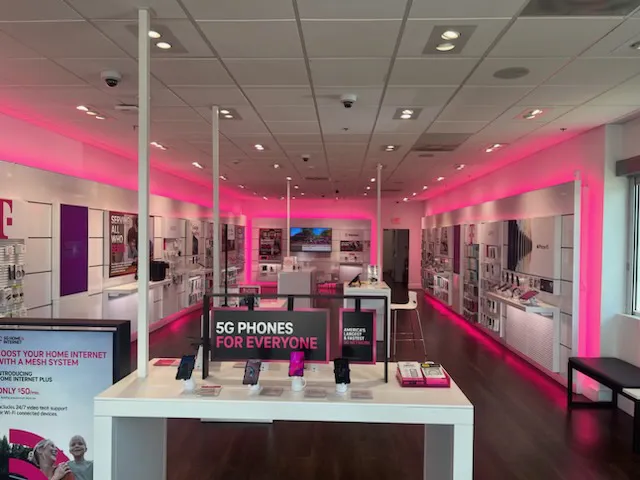  Interior photo of T-Mobile Store at Jax Beach, Jacksonville, FL 