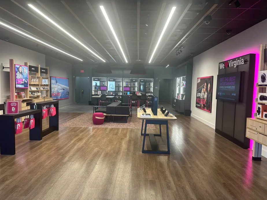  Interior photo of T-Mobile Store at Landstown Commons, Virginia Beach, VA 