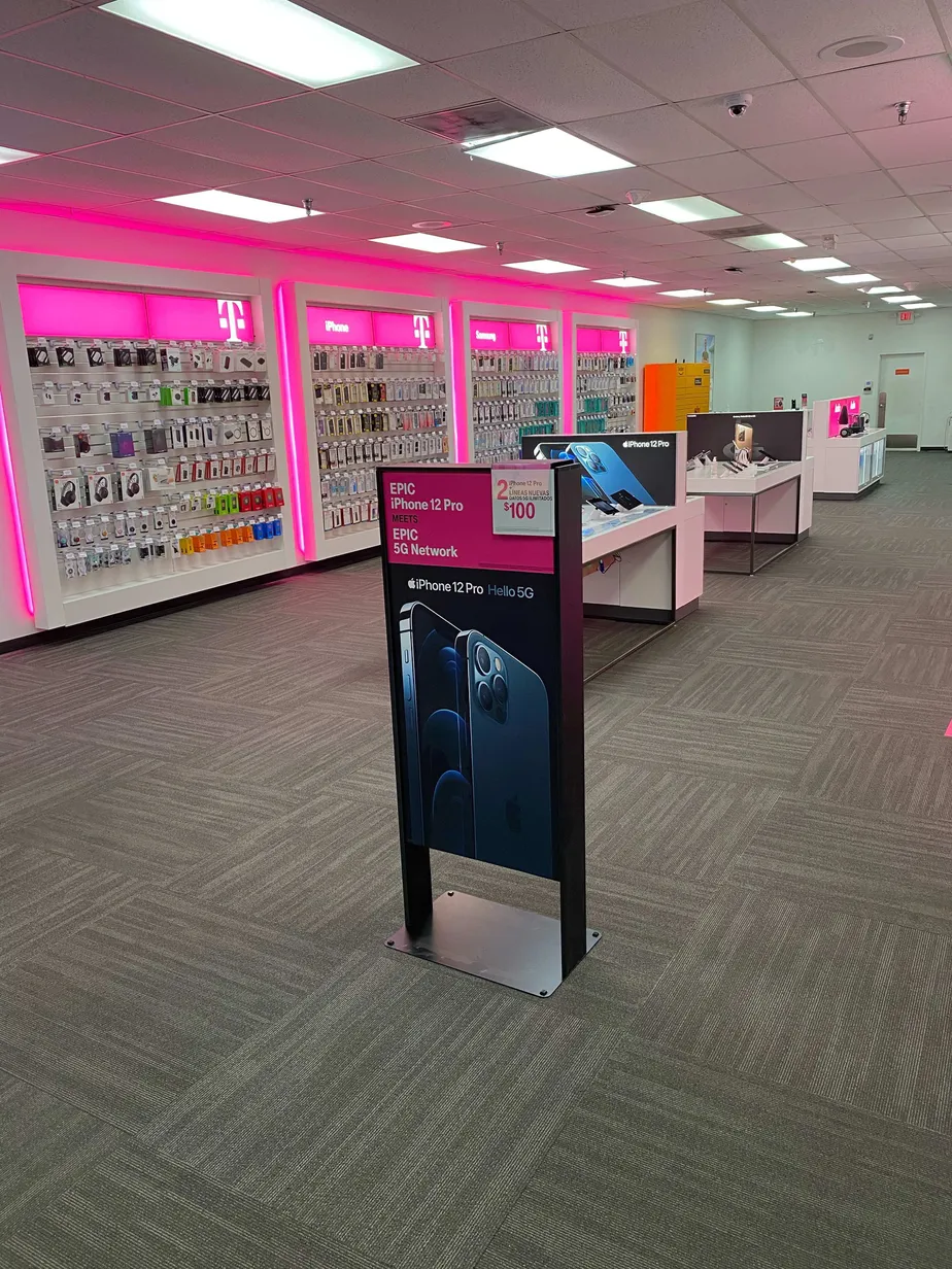 Interior photo of T-Mobile Store at Oxon Hill Rd & Thompson Ln, Oxon Hill, MD