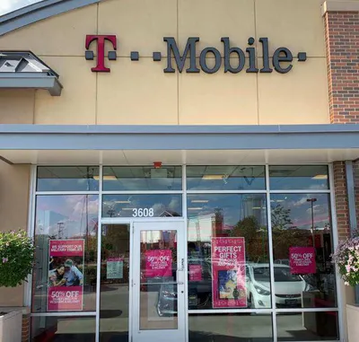 Iphone 12 Pro Max At T Mobile Touhy Mccormick Skokie Il