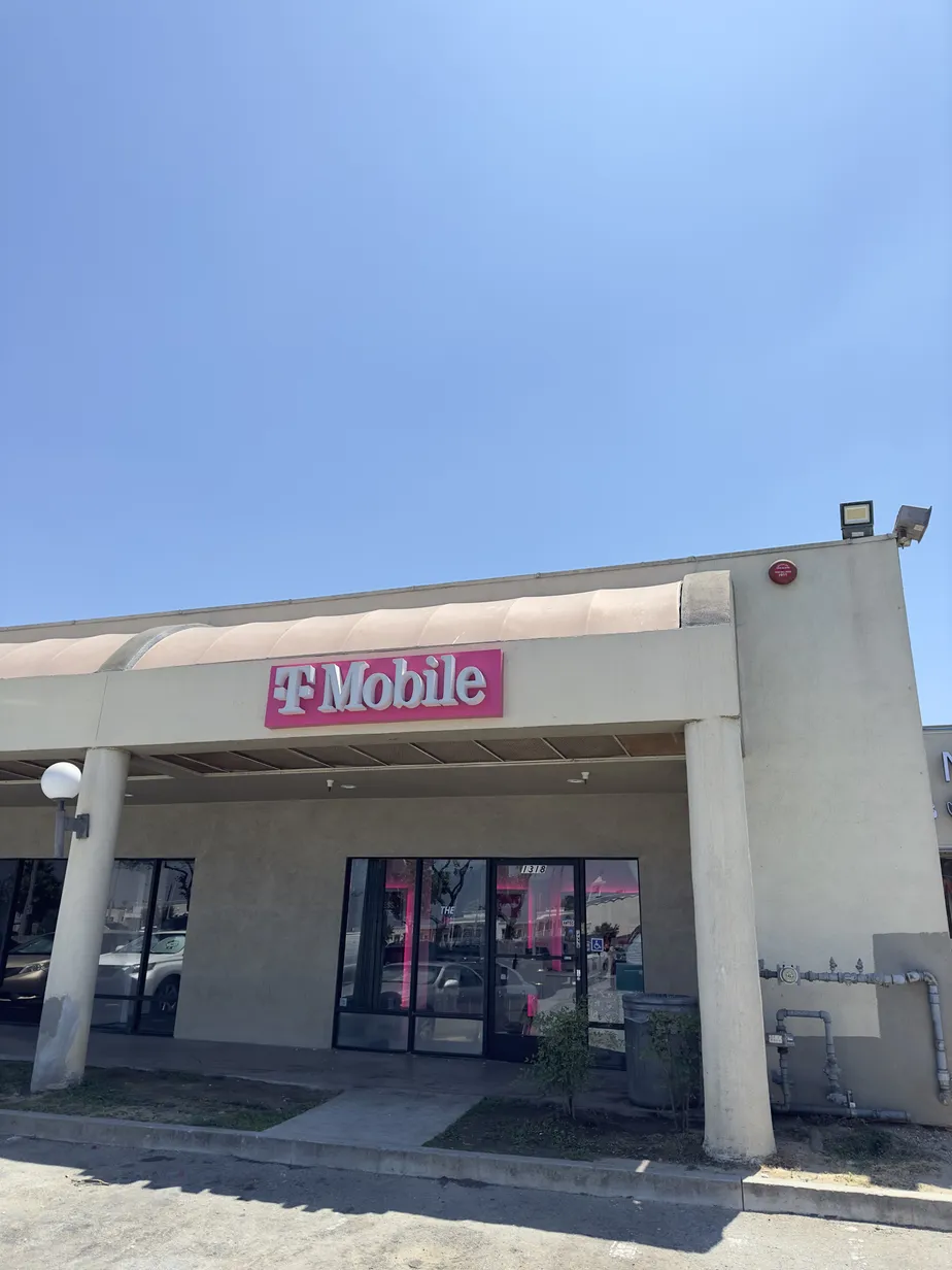  Exterior photo of T-Mobile Store at Valley & Vega, Alhambra, CA 