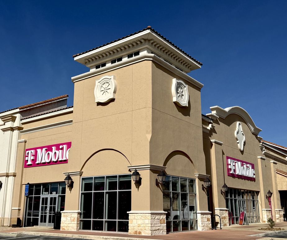  Exterior photo of T-Mobile Store at The Rim, San Antonio, TX 